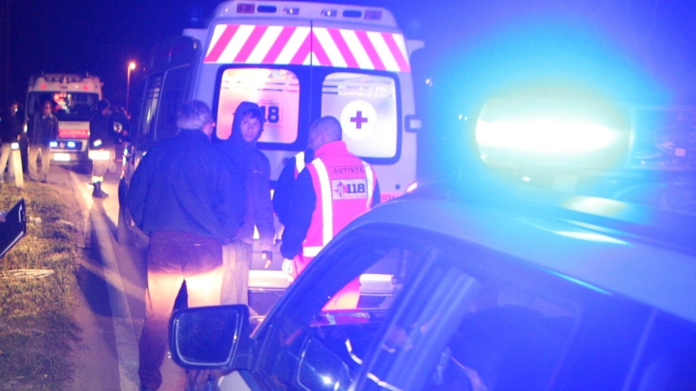 Sul posto sono intervenuti i vigili del fuoco di Cesena e le ambulanze del 118