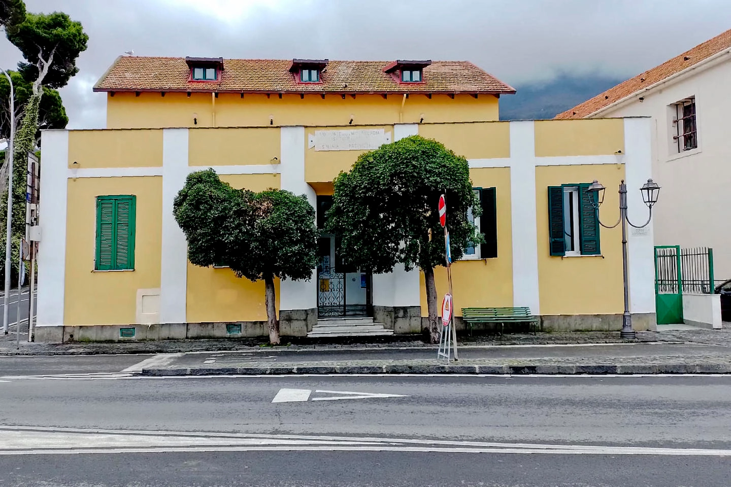 L' istituto religioso Santa Maria della Provvidenza  a Casamicciola Terme a Ischia 