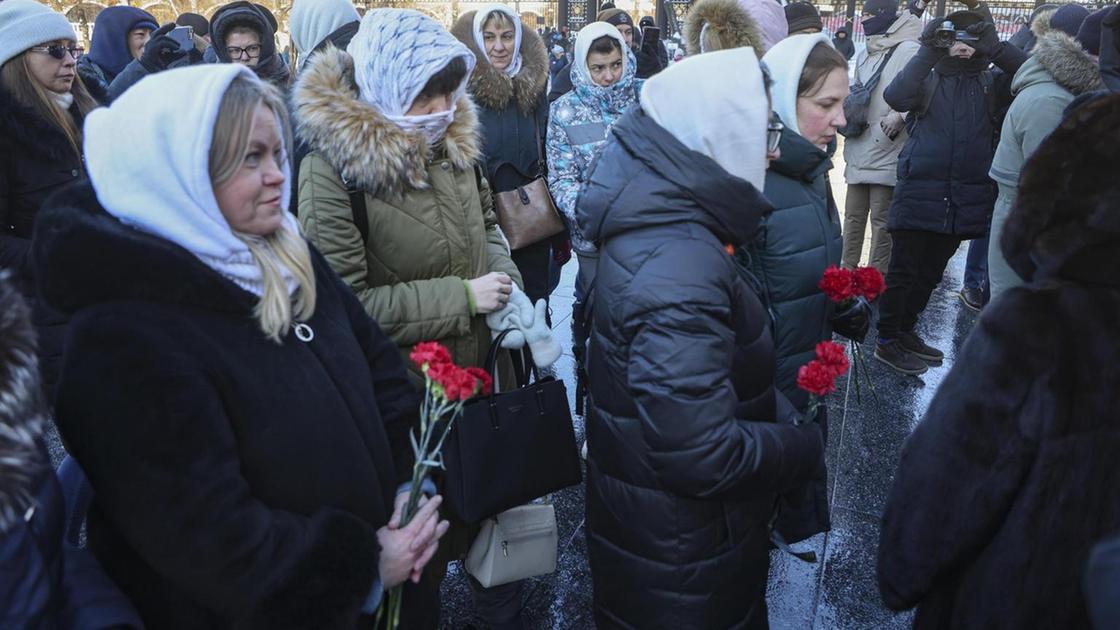 Arresti a Mosca durante protesta delle mogli dei soldati