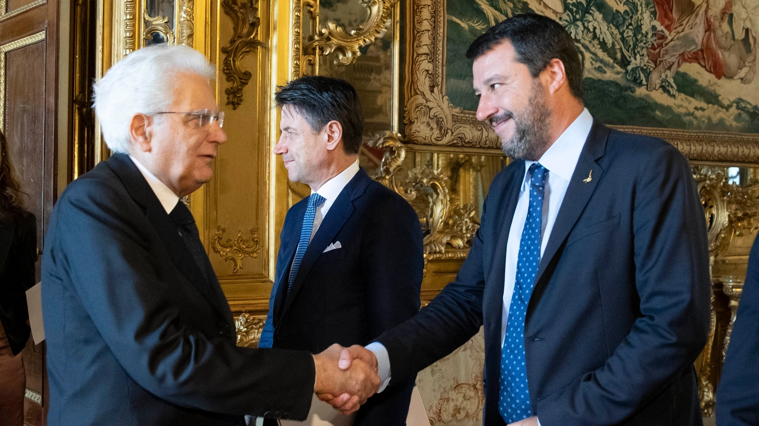 Salvini e il presidente Mattarella. Sullo sfondo, il premier Conte (ImagoE)