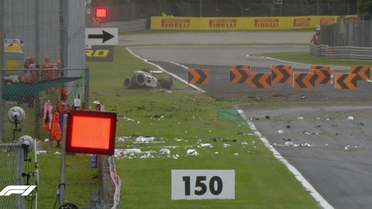 F1, Monza: lo spaventoso incidente di Ericsson (foto twitter @F1)
