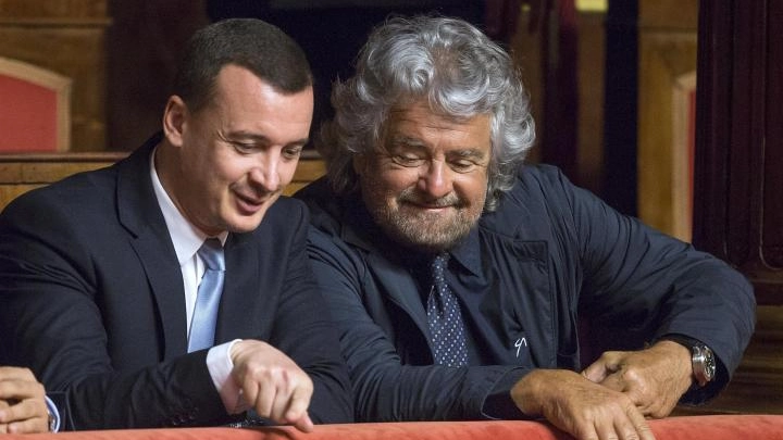 Rocco Casalino con Beppe Grillo (LaPresse)