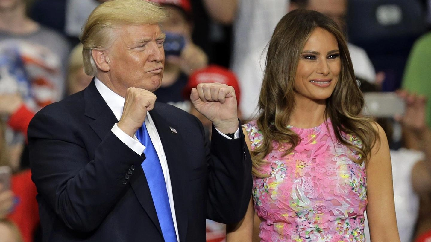 Donald Trump con la moglie Melania (Ansa)