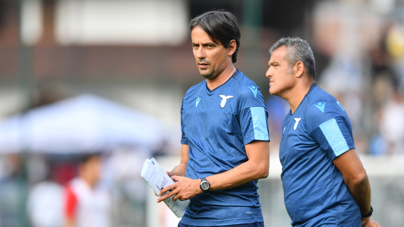 Simone Inzaghi durante gli allenamenti della Lazio