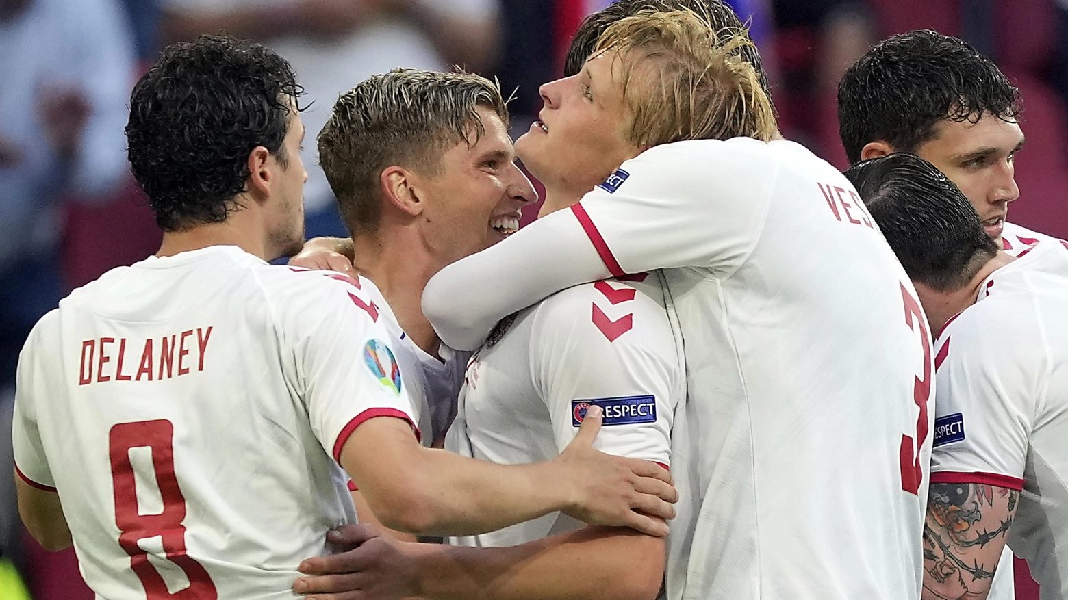 La gioia della Danimarca: è ai quarti di finale di Euro 2020