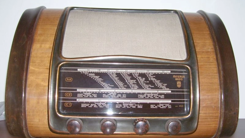 Una vecchia radio