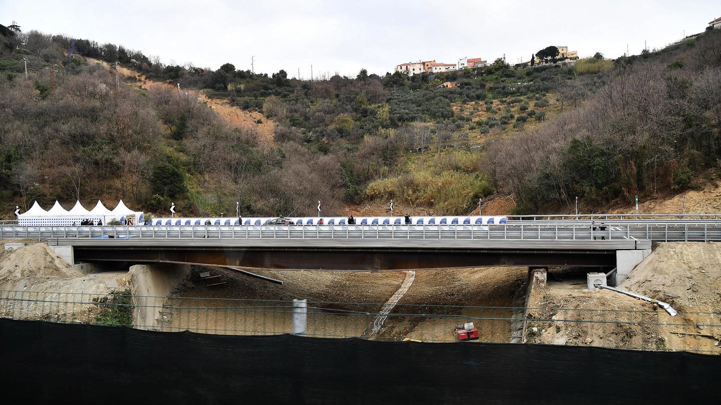 Il nuovo viadotto Madonna del Monte sull'A6 (Ansa)