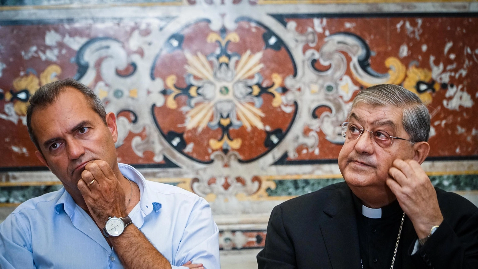 Napoli, vescovo Battaglia e de Magistris incontrano Sepe al Duomo