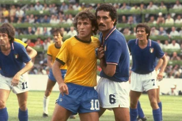 Gentile e Zico nella finalissima Italia-Brasile