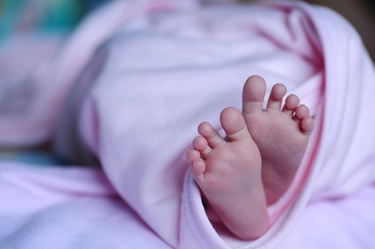 Aumento di casi di miocardite tra i neonati britannici. “Colpa dell’enterovirus”