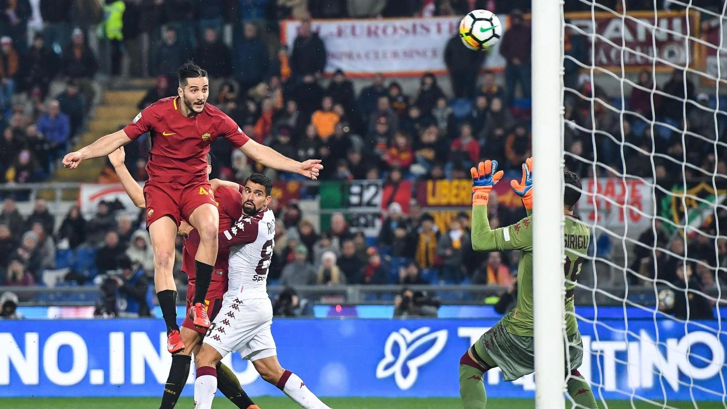 Kostas Manolas in gol contro il Torino (Ansa)