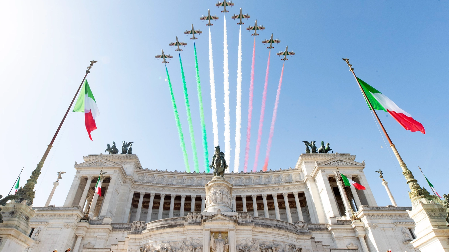 Frecce Tricolori sui cieli di Roma