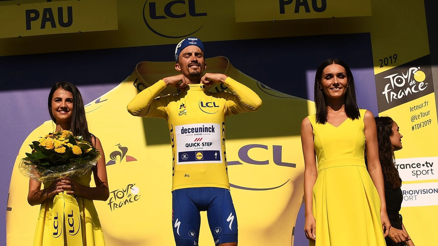 Alaphilippe vince la tredicesima tappa al Tour de France 2019 (LaPresse)