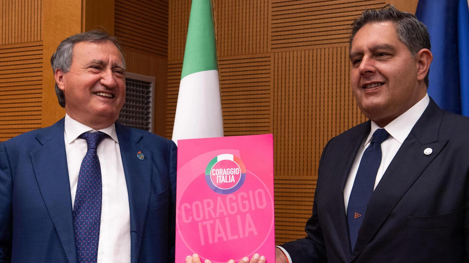 Luigi Brugnaro e Giovanni Toti il 27 maggio presentavano il simbolo di Coraggio Italia