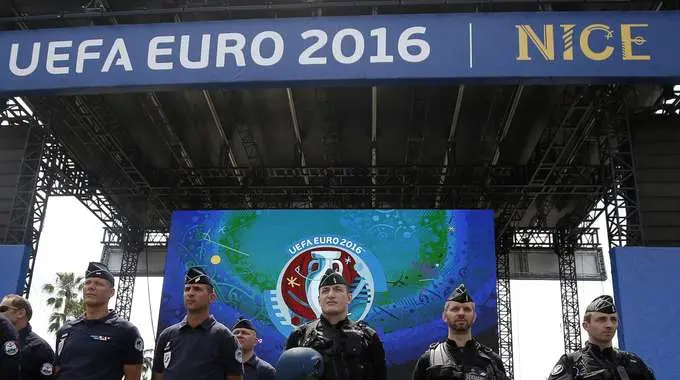 Ultras Nizza fermati per rissa di sabato