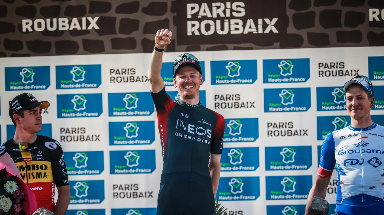 Parigi-Roubaix, il podio del 2022 (Ansa)