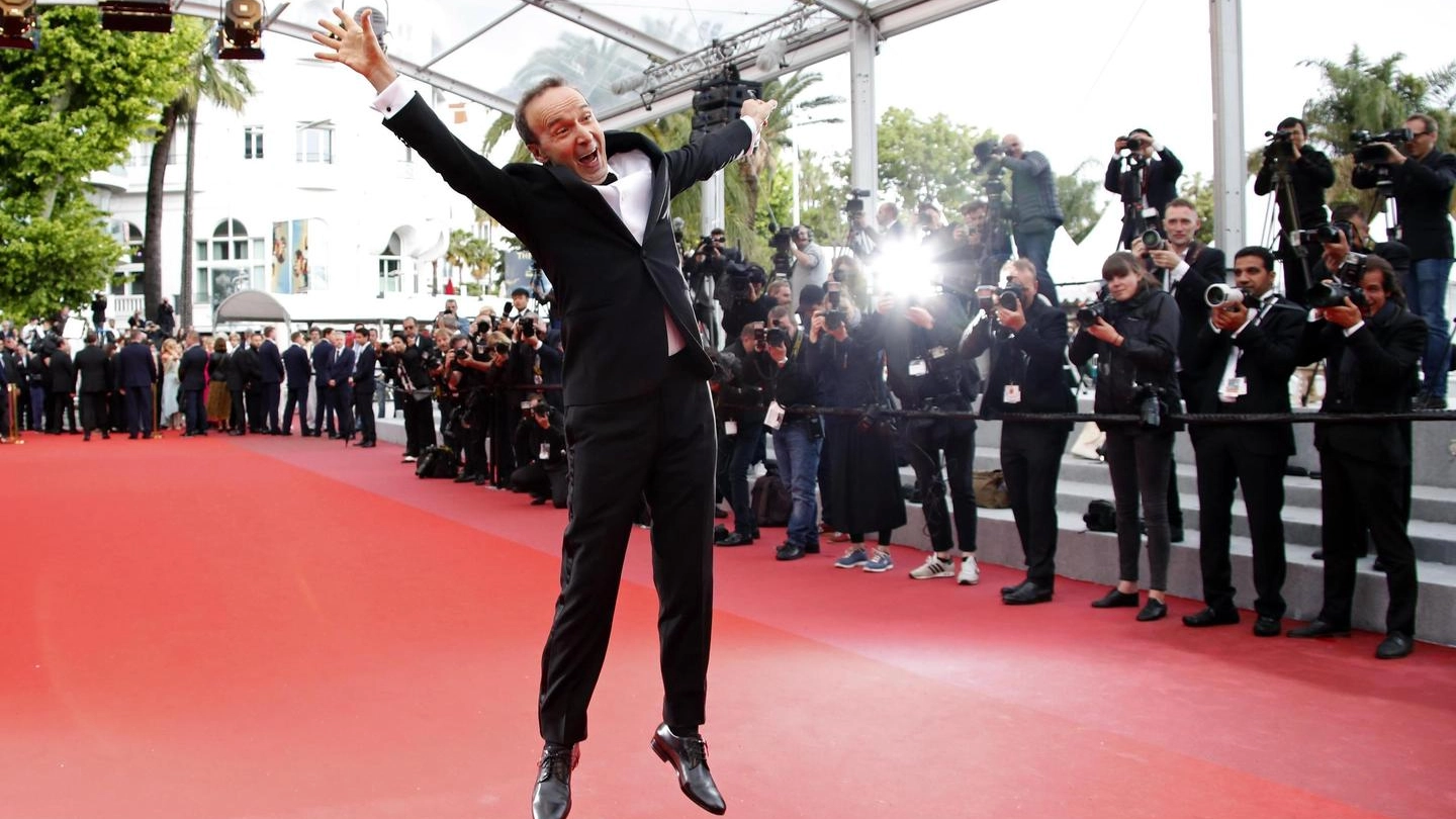 Incursione di Benigni a Cannes 2018 per 'Lazzaro felice' (Ansa)