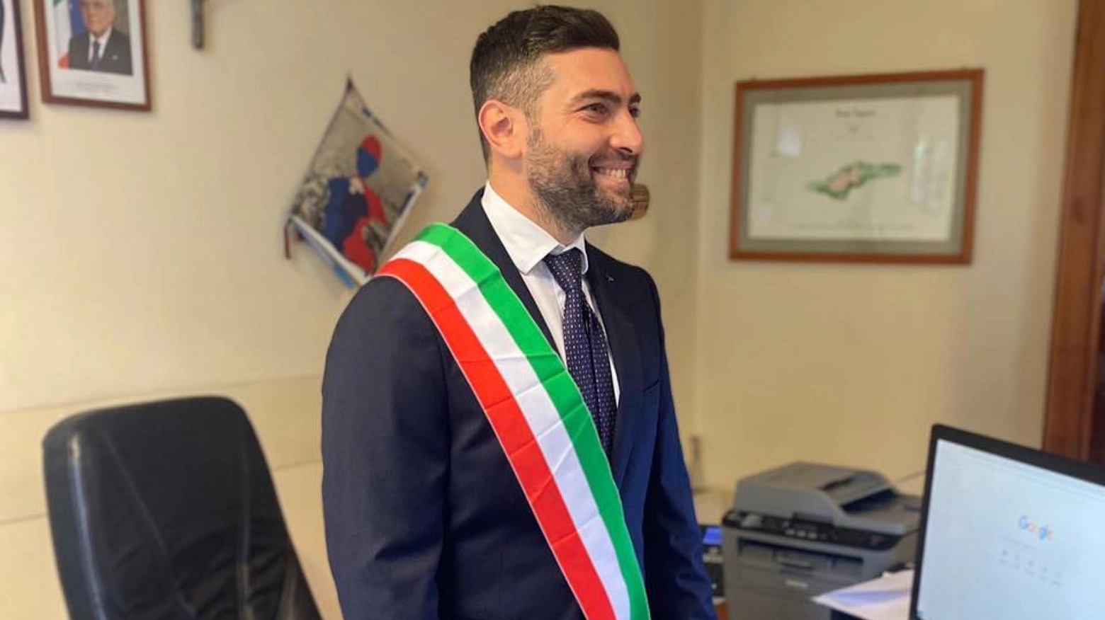 Mafia e scambio voti, in carcere il sindaco di Melito di Napoli
