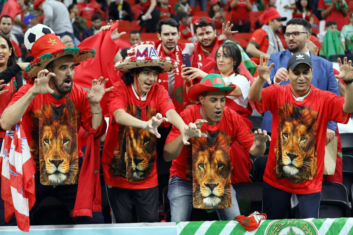 I tifosi del Marocco allo stadio Al Bayt (Ansa)