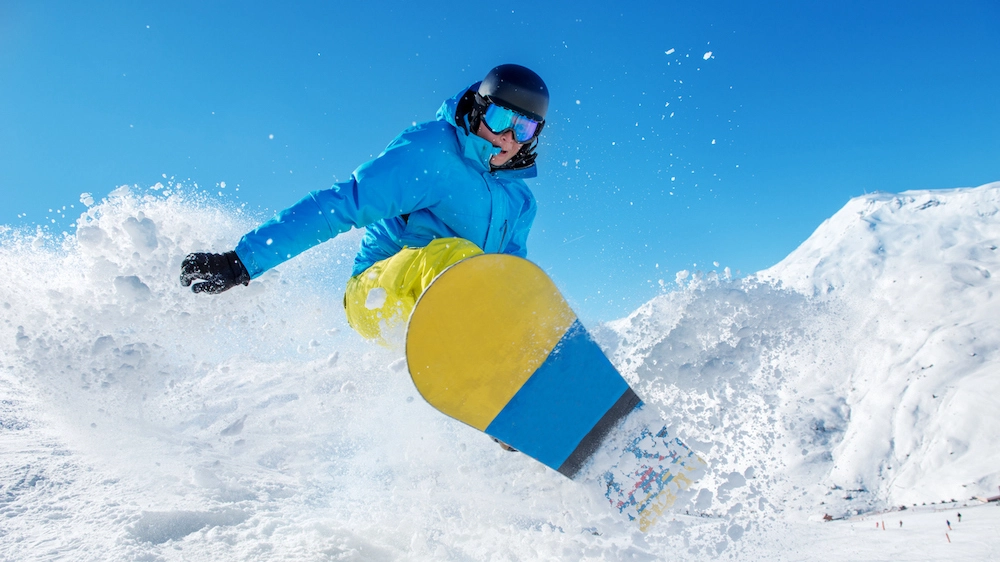 Cinque accessori importanti per chi ama lo snowboard