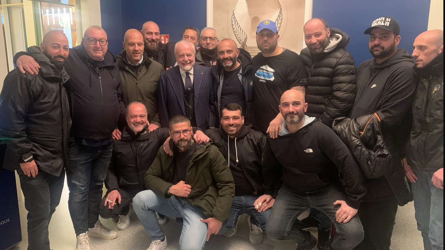 L'incontro fra De Laurentiis e i rappresentanti del tifo organizzato del Napoli