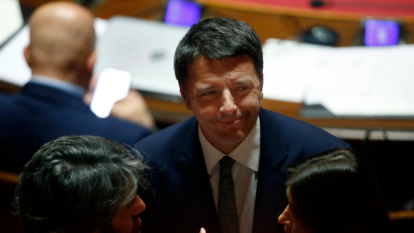 Matteo Renzi in Parlamento (LaPresse)