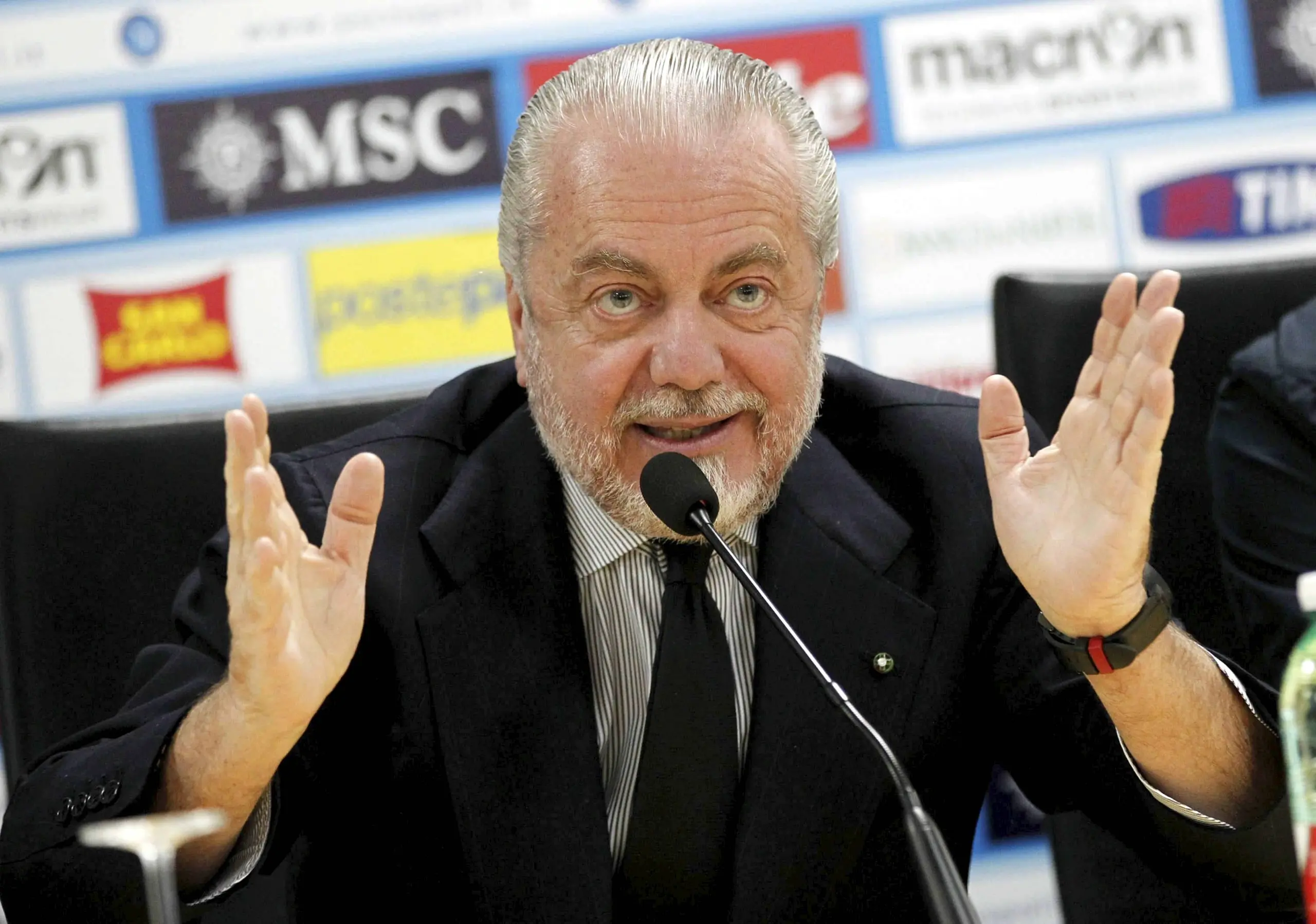 Napoli, De Laurentiis ha perso la pazienza. Higuain, Marotta: "Dette cose non vere"