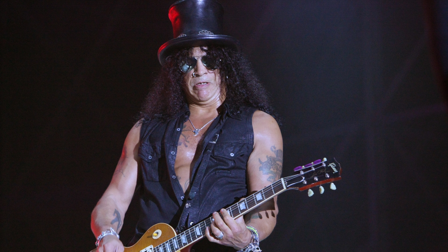 L'ex chitarrista dei Guns and Roses, Slash, al Rock in Roma del 2011