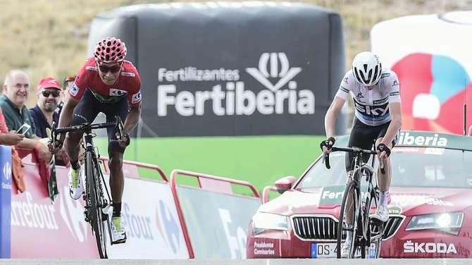 Nairo Quintana ha vinto la Vuelta 2016; alle sue spalle, Chris Froome (Getty Images Sport)