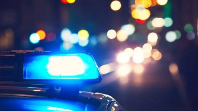 La Polizia ha multato l'uomo per guida in stato di ebbrezza e violazione del coprifuoco