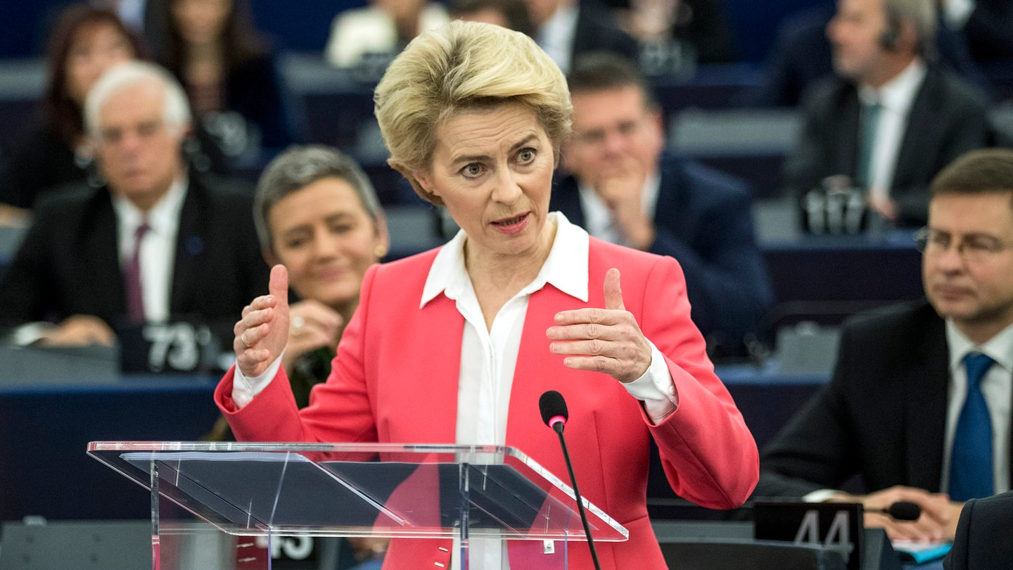 Ursula von der Leyen al Parlamento europeo (Lapresse)