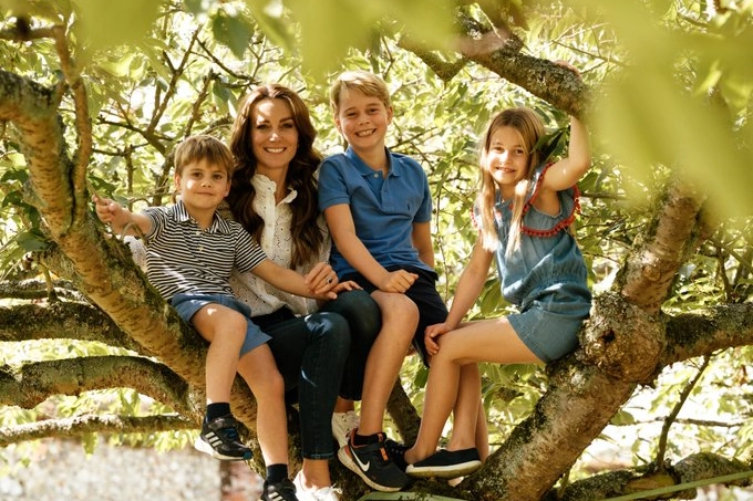 La principessa del Galles, Kate Middleton, con i figli George, Charlotte e Louis