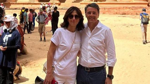 Matteo Renzi in Giordania con la moglie Agnese Landini