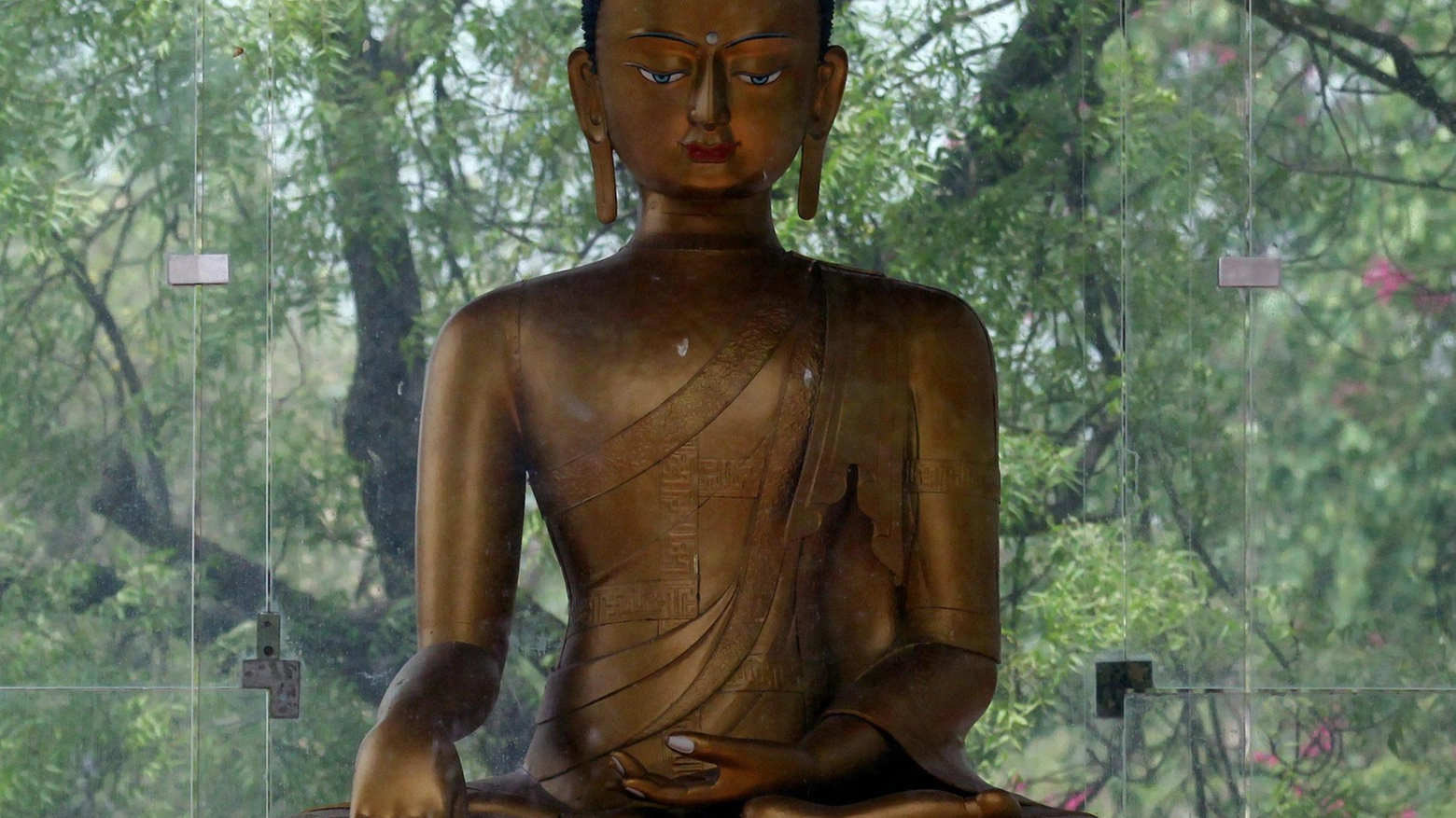 Una statua indiana di Buddha (Ansa)