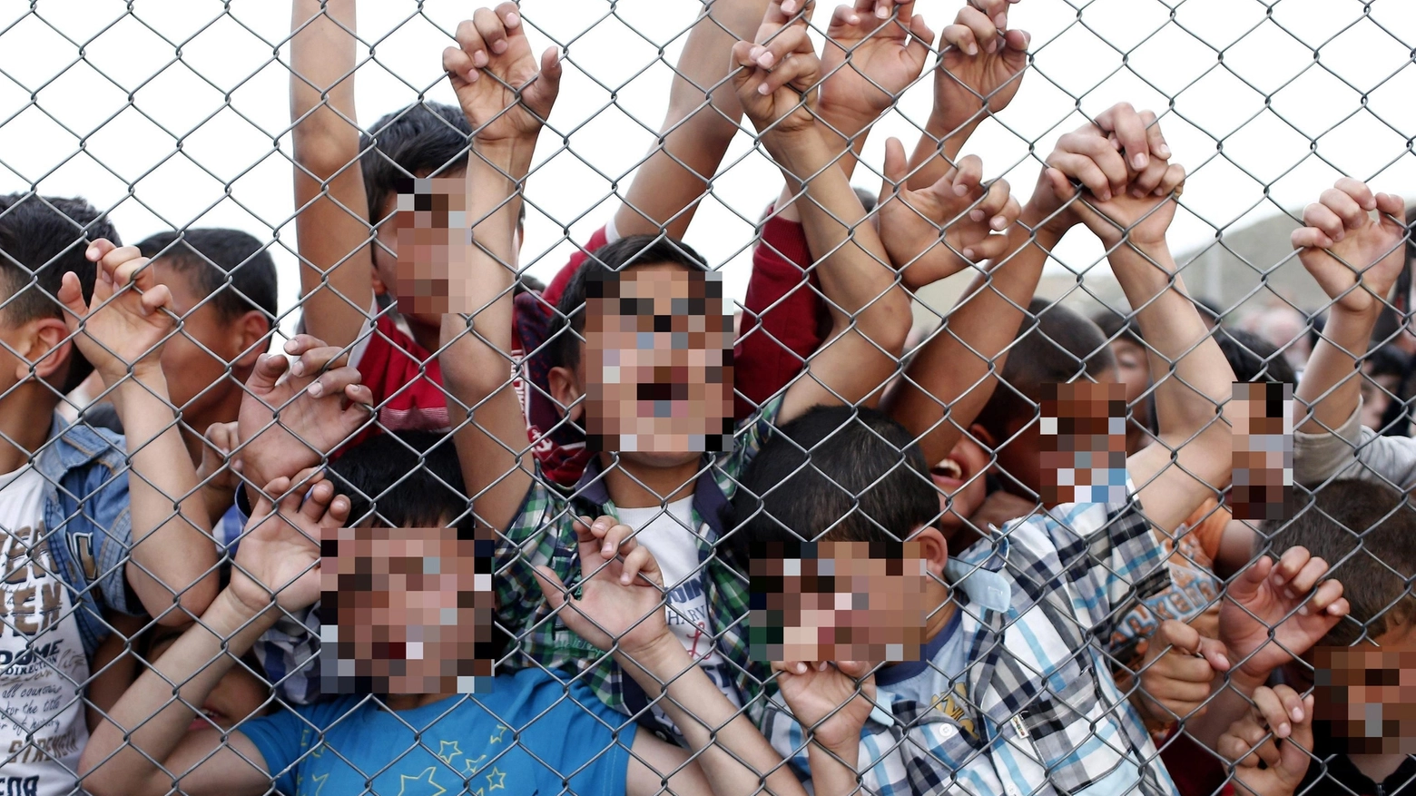 Bambini siriani del campo profughi di Nizip, in Turchia (Ansa)