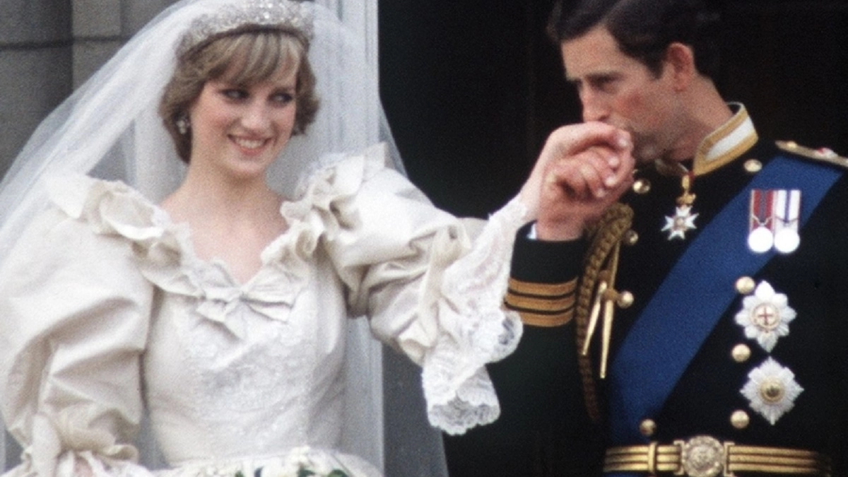 Diana e Carlo nel giorno del matrimonio il 29 luglio 1981