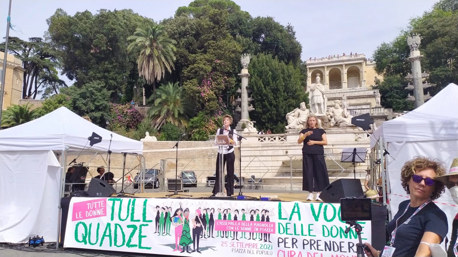 Manifestazione pro Afghane a Roma in piazza del Popolo