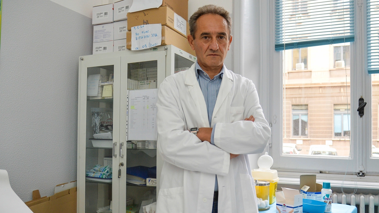 Marino Faccini, direttore dell’Unità complessa di malattie infettive dell’Ats Milano