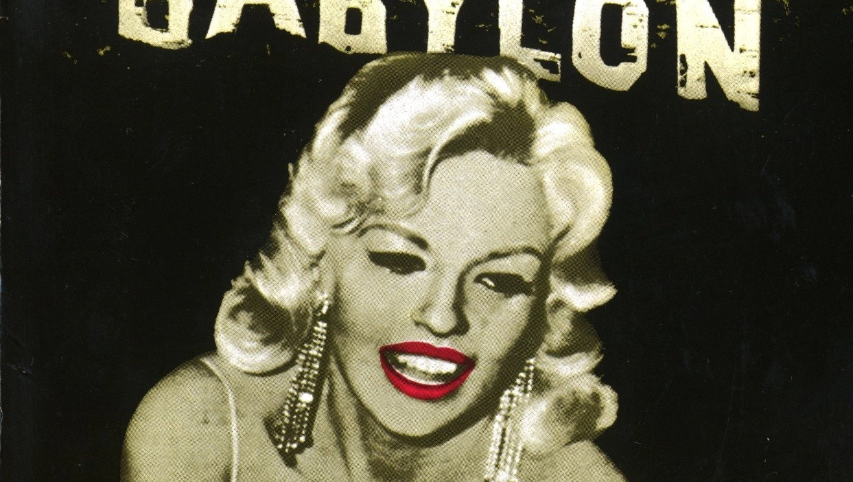 La copertina di "Hollywood Babylon"