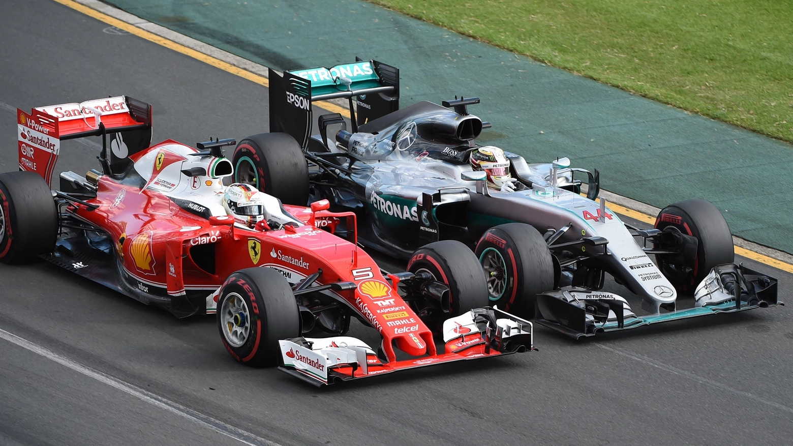 Un duello Hamilton-Vettel (Ansa)