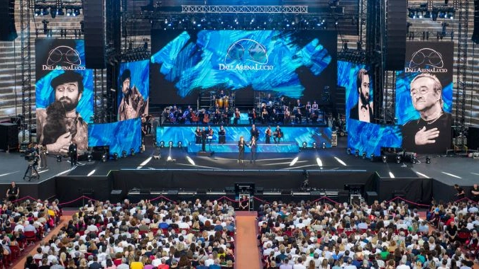 Il palco dell'evento all'Arena di Verona