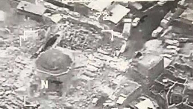 Soldati conquistano rovine moschea Mosul