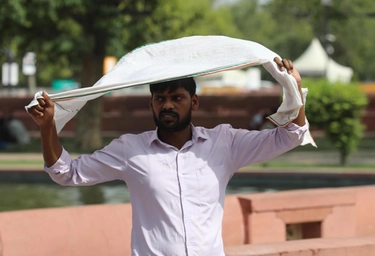 India: la capitale Delhi studia piano per picchi di caldo
