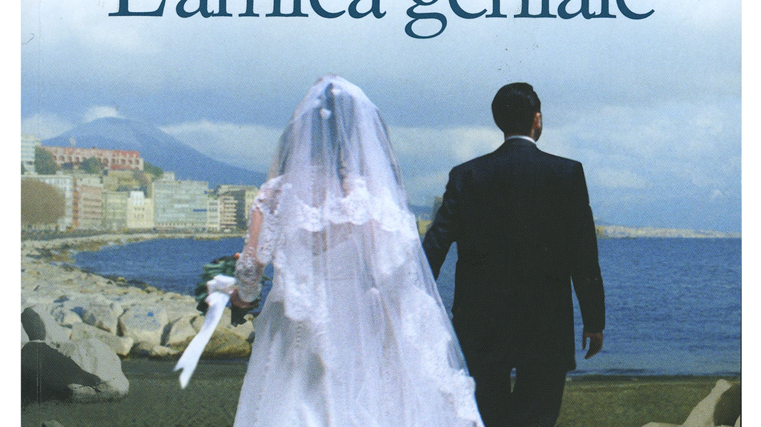 La copertina de 'L'amica geniale' di Elena Ferrante (Ansa)