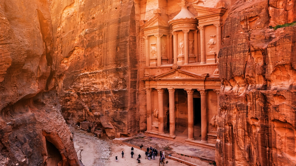 Petra, il luogo più bello del pianeta secondo Lonely Planet