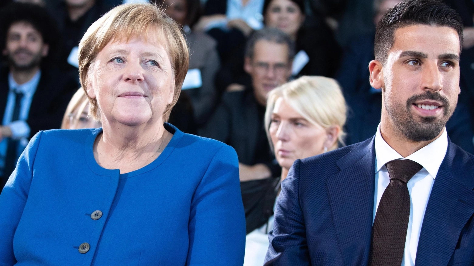 Sami Khedira accanto ad Angela Merkel