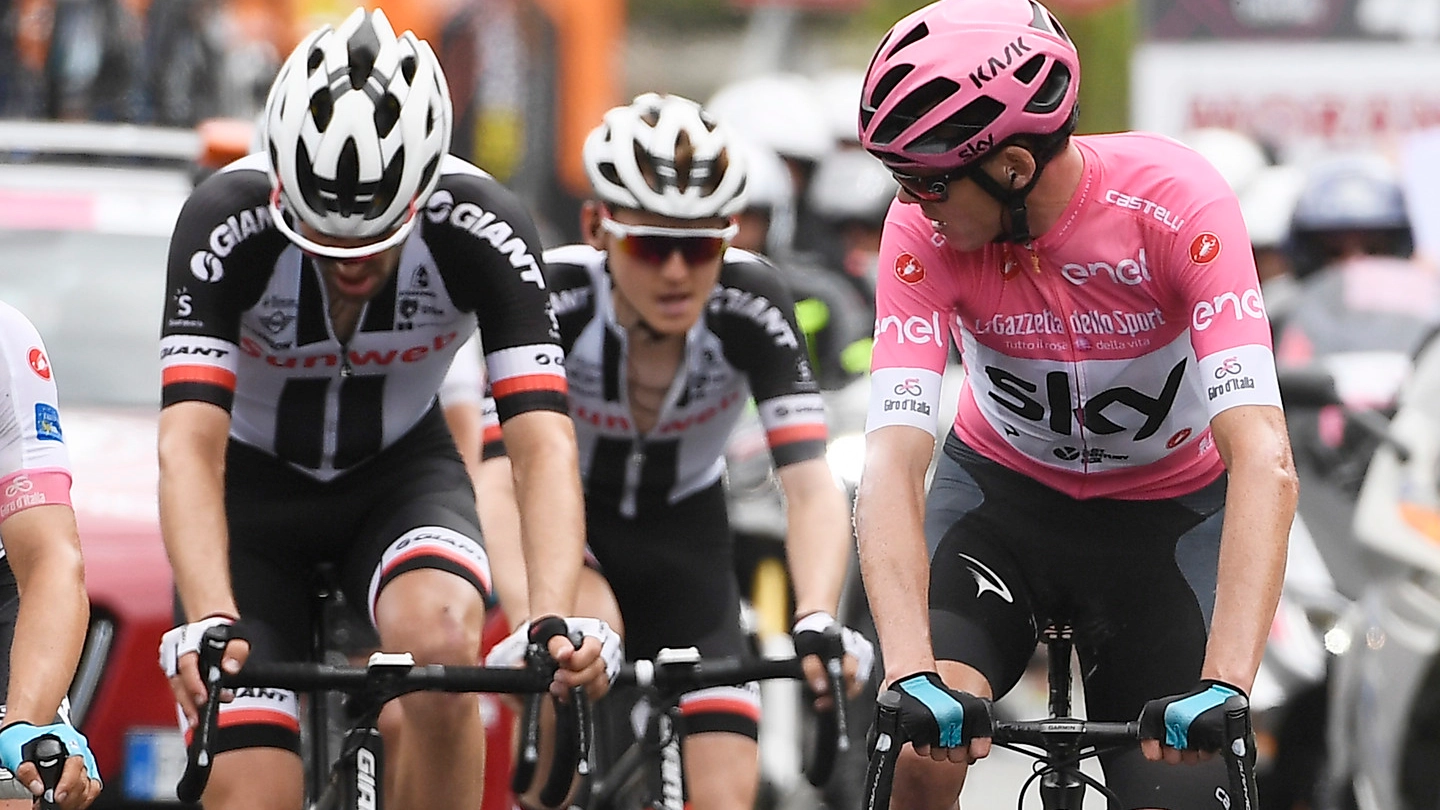 Giro d'Italia 2018, Tom Dumoulin e Chris Froome (Lapresse)
