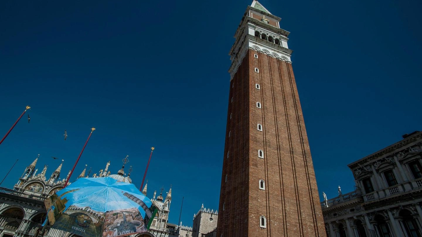 Venezia, piazza San Marco (Ansa)