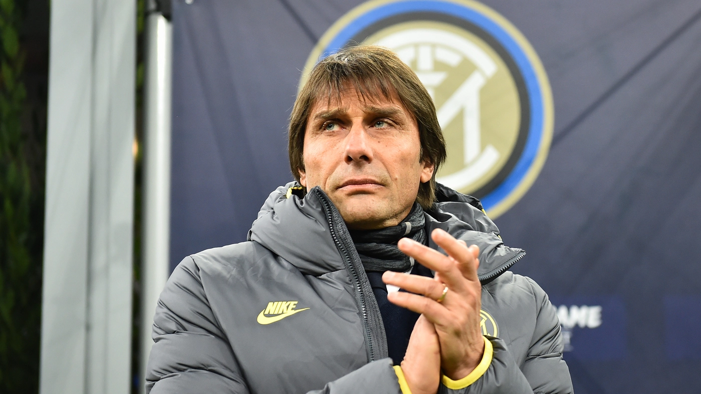 Antonio Conte prepara la squadra in vista della partita contro il Napoli