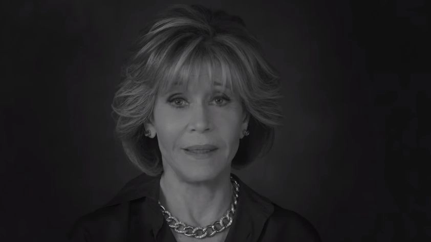 Jane Fonda nel video realizzato da Pomellato con il New York Times